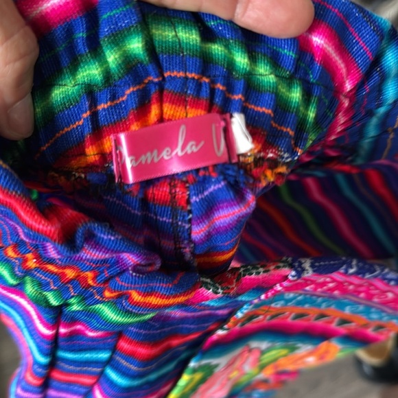 Colorful Patterned Shorts size medium - Picture 3 of 11